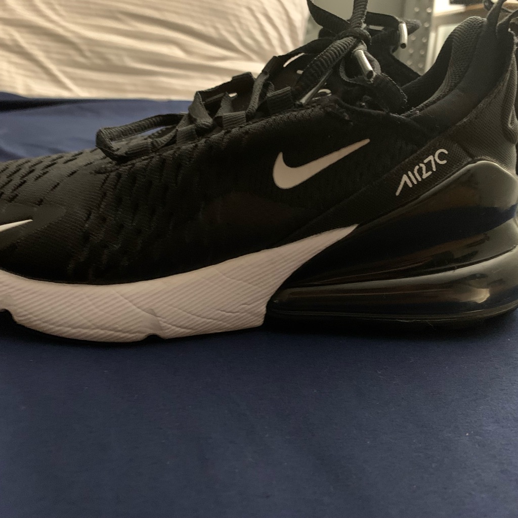 Nike 270